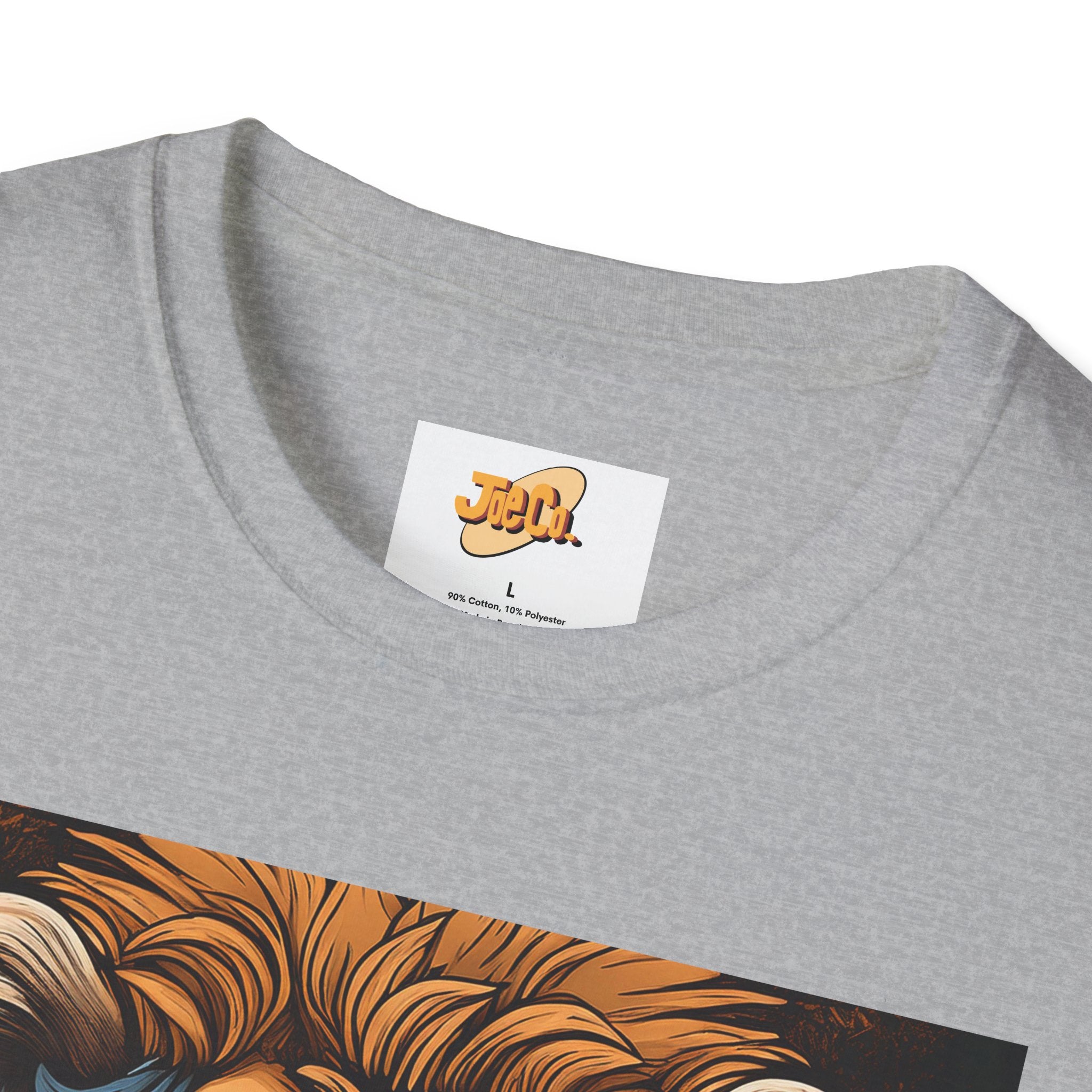 Majestic Lion Graphic T-Shirt — Bold Vintage Mane Artwork